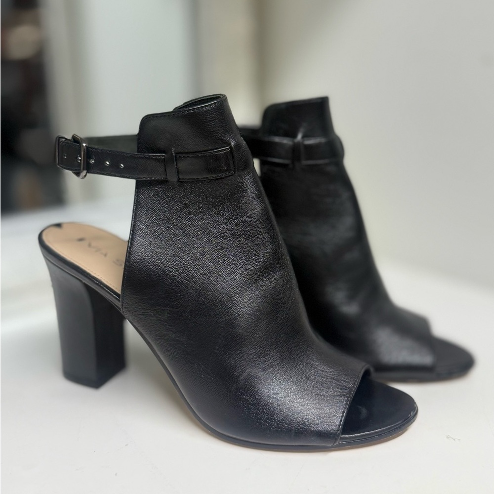 Via Spiga Fabrezie Black Women's Heeled Leather Mules